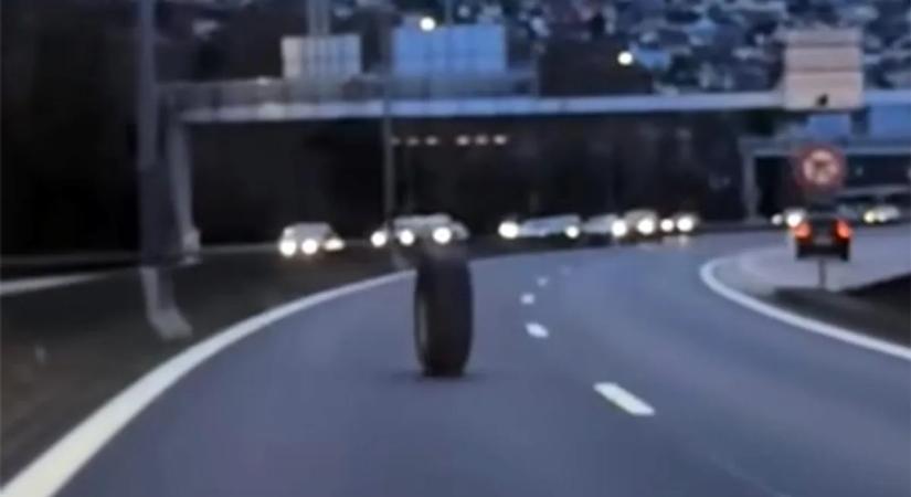 Röhögött az elszabadult keréken, aztán jött a kegyetlen fordulat