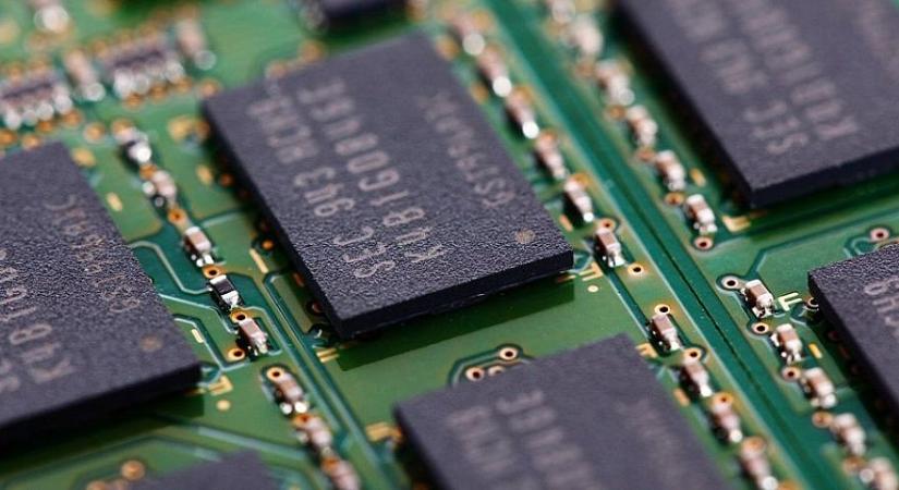 Vadiúj típusú RAM-ot fejleszt az Intel, a mesterséges intelligenciák számára