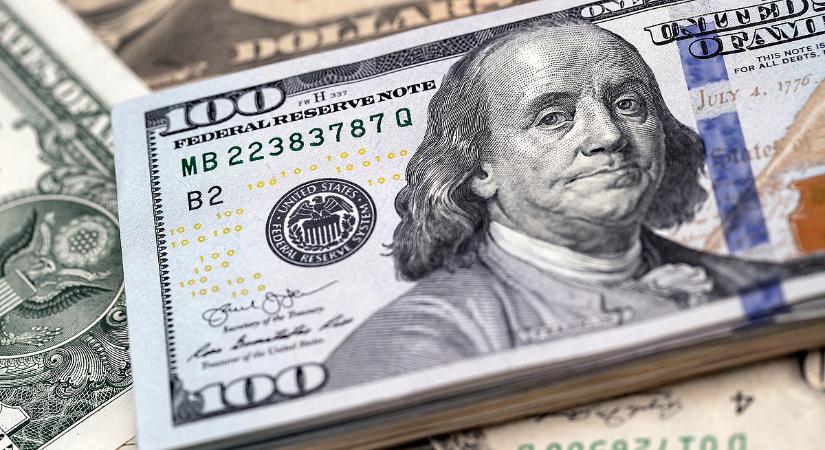 Durvul a leválás a dollárról, Trump vakarhatja a fejét