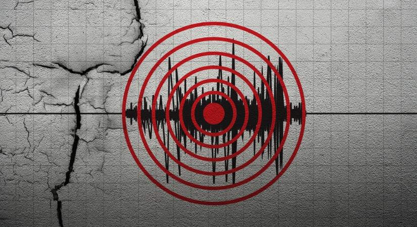 Megremegtek az épületek: nagy földrengés keltett pánikot