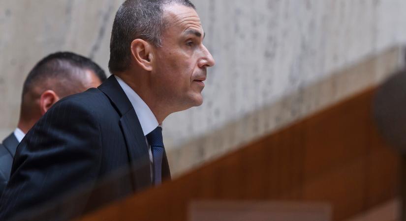 A főügyész a bírósághoz fordult a Bejelentővédelmi Hivatal ügyében