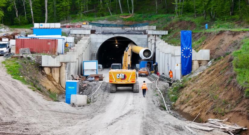 Terebélyesedik a körgyűrű-botrány: érvénytelen lehet egy sor más beruházás szerződése is