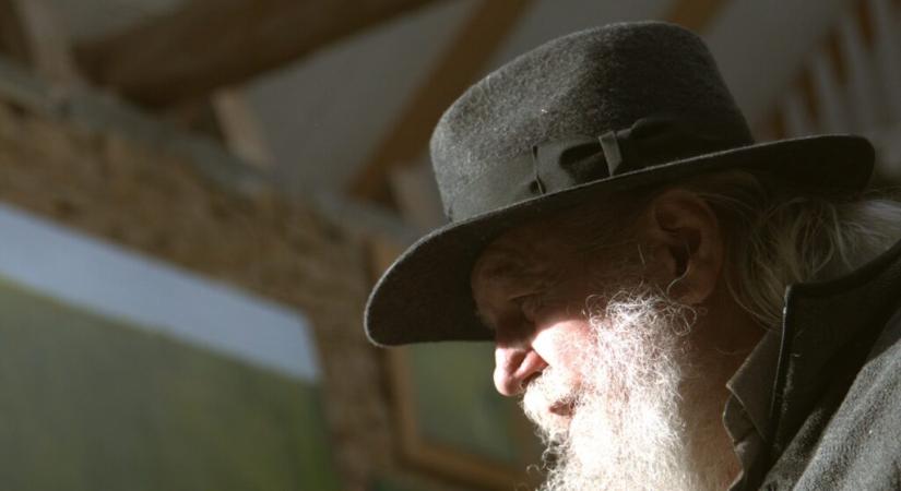 „Ahogy ő létezett, az maga volt a festmény”