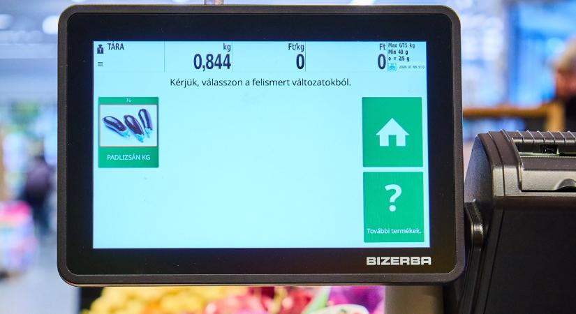 Nincs több hibázás, trükközés a mérlegnél – Új, MI-alapú megoldást vezet be az egyik hazai üzletlánc