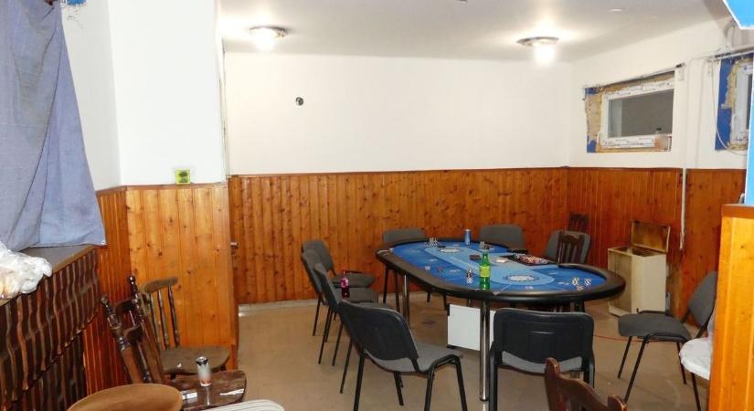 Pénzbe került a kártyaparti beugrója: mindent vitt a rendőrség a zalai városban