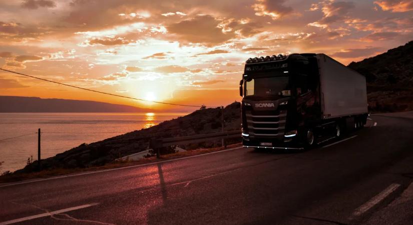 Szörnyű tragédia: legalább 30 ember halt meg egy súlyos balesetben