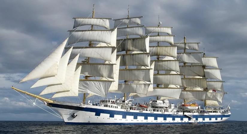 Luxus és fényűzés: ezek a világ legdrágbb hajói - magyarok is utaznak rajta - Galéria