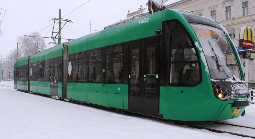 Ingyenes aradi tömegközlekedés: jogszabály-módosításra van szükség