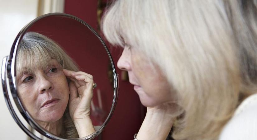 Ezek az ételek okozzák a legnagyobb károkat a bőrödön