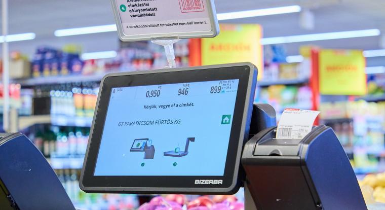 Okosmérleg figyeli a banánt a SPAR-ban, a jövő boltja Tatabányán kísérletezik