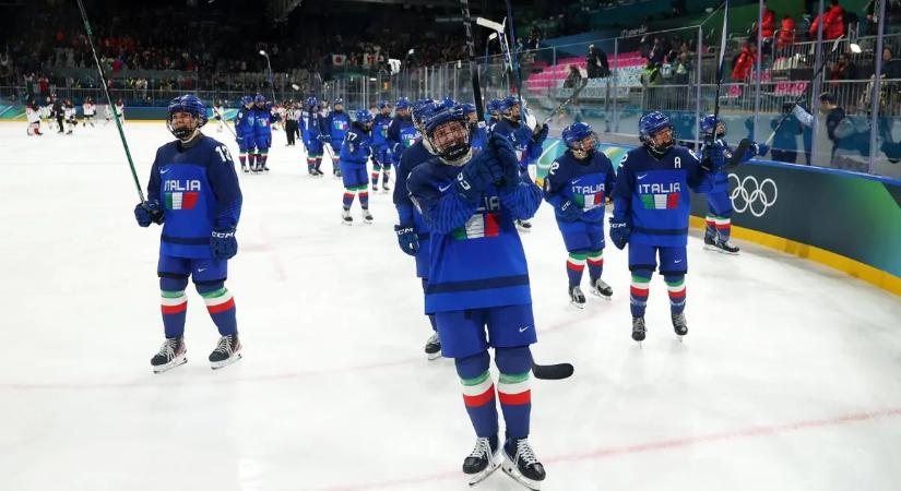 A japánok legyőzésével közel az olimpiai negyeddöntőhöz a házigazda női jégkorongcsapat