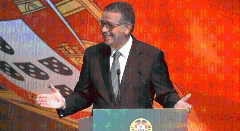 Kétharmados győzelemmel lett portugál elnök Seguro, alulmaradt Orbán Viktor szövetségese