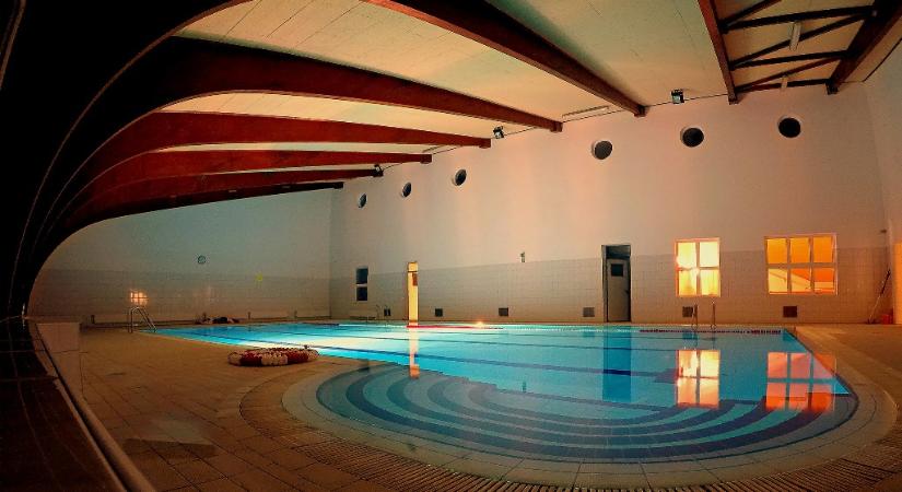 Csolnok jelentős támogatást kap az uszoda működtetésére