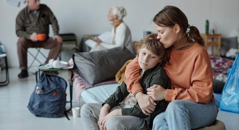 Újabb segítséget kapnak az egyszülős családok