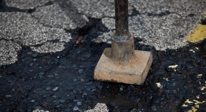 Karácsony Gergely: a hónap végére eltűnhet Budapesten a kátyúk zöme