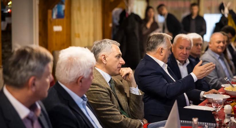 Orbán Viktor Szekszárd térségének polgármestereivel tárgyalt