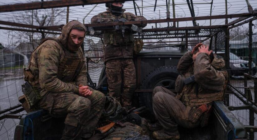 Tömegessé váltak a hadkiegészítők által elkövetett jogsértések Ukrajnában