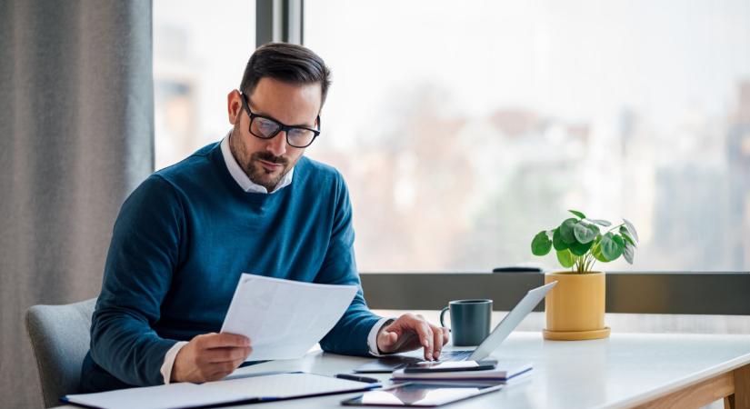 Vállalkozók tízezrei kaptak ilyen kellemetlen levelet a NAV-tól: rengeteg pénzmosás elleni eljárás indulhat, erre kell készülni