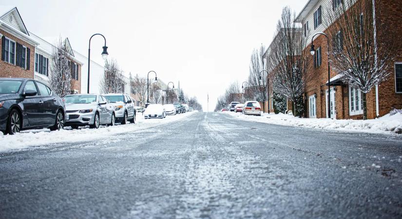 Újra kezdődik a havazás: hidegfront söpör végig az országon