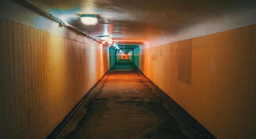 Kollégiumi káosz: csőtörés miatt menekültek az egyetemisták