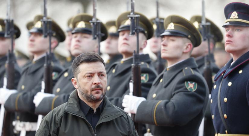 Zelenszkij aláírta a törvényt, amely alapján a külföldi zsoldosok tartózkodási engedélyt kaphatnak Ukrajnában