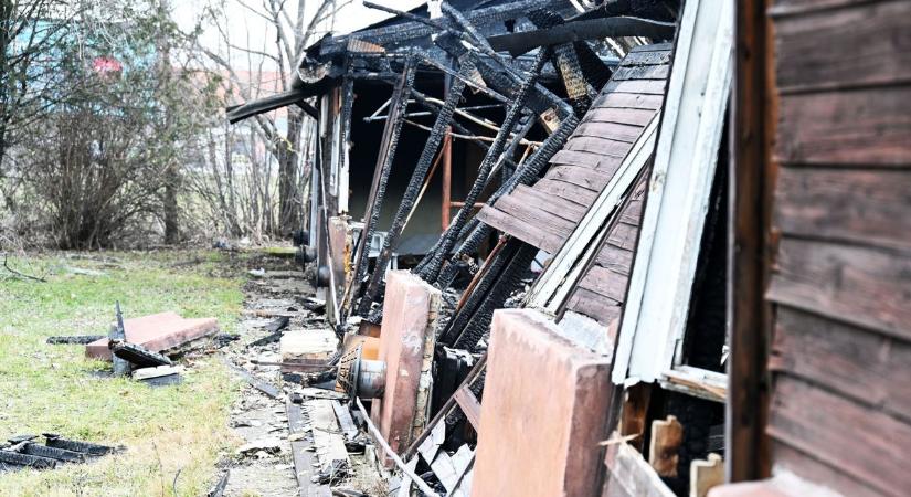 Hátborzongató hely lett Furkó Kálmán kiégett edzőterme, a tűzvész nyomait őrzik a romok – galériával, videóval