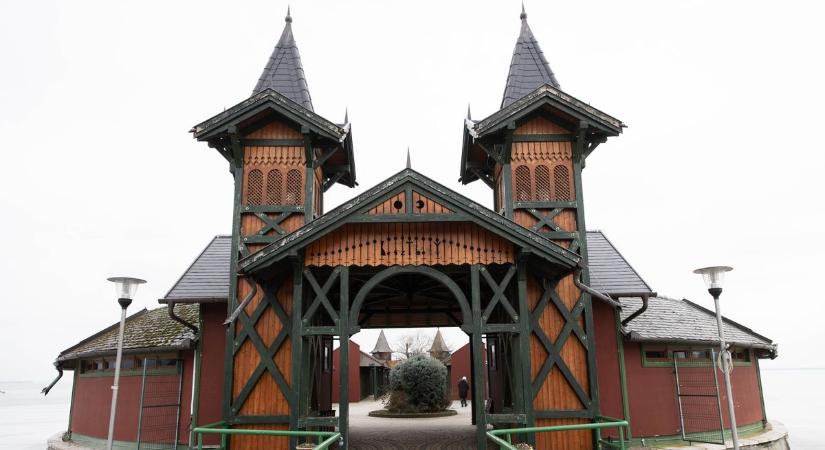 A jövő fürdőhelye: nagyszabású strandfejlesztés 1,6 milliárd forintos támogatással