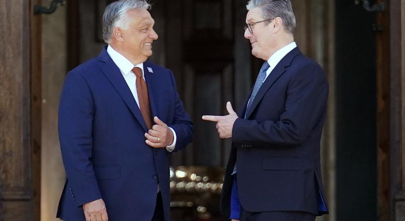 A kormányfő köréig gyűrűzik az Epstein-botrány: egymás után mondanak le közeli munkatársai