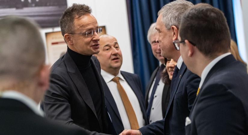 Elismerték Komárom meghatározó vállalkozásait