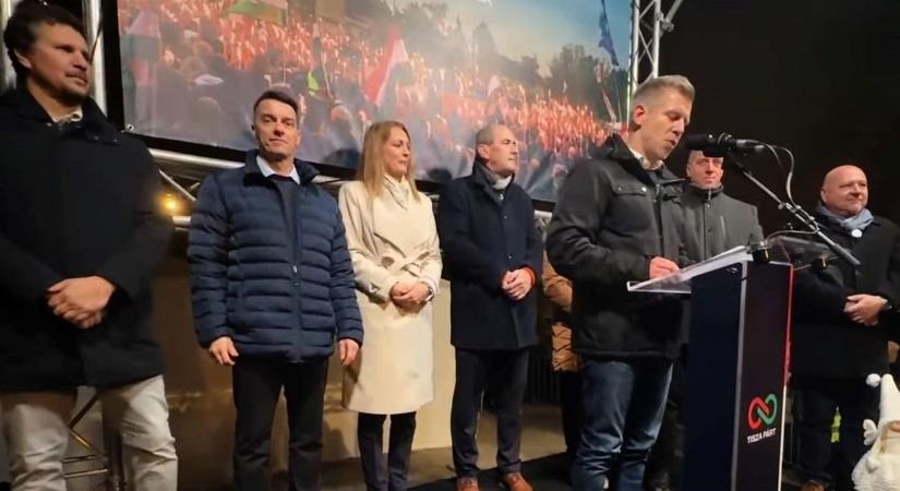 A Tisza-jelöltek Fejérben a rezsicsökkentés eltörlését támogatják