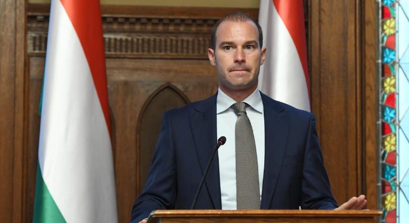 Hollik: Egyházias körökben is van elbizonytalanodás, sokan, akik 2022-ben bennünket támogattak, most nem