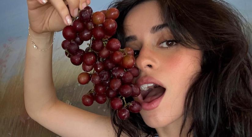 Egy lány, 63 millió Insta-követő