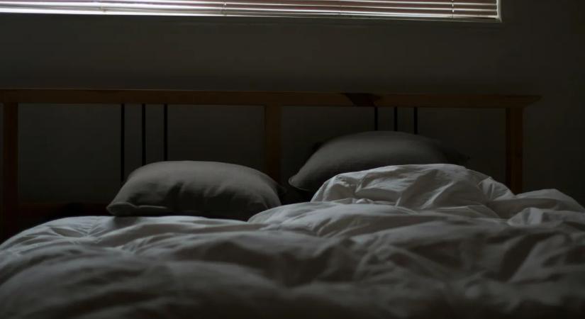 Sokkoló: a fiatal pár titokban rögzített felvételen találta magát az interneten