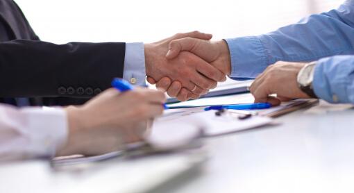 A jogos gazdasági érdek védelme a munkavállalóval szemben