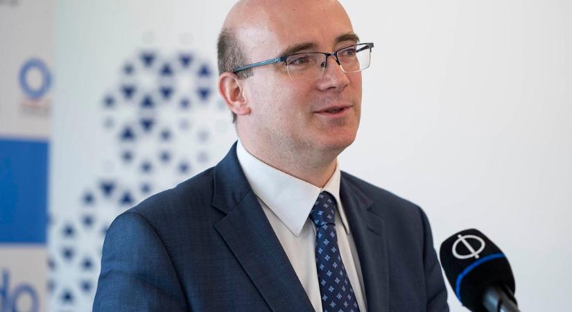 „A pedagógus hivatás a legmenőbb dolog a világon” – Maruzsa Zoltán szerint az évi 50 nap szabadság is elég vonzó