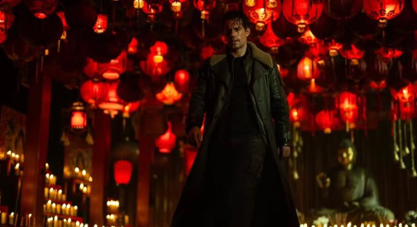 A megtépázott Henry Cavill és Dave Bautista rosszfiúja is ott van a Hegylakó új forgatási fotóin