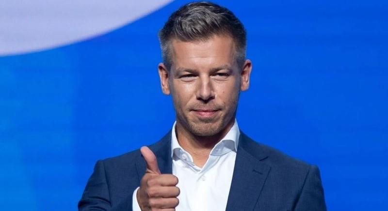 Bajban van Magyar Péter: feljelentette őt Szijjártó
