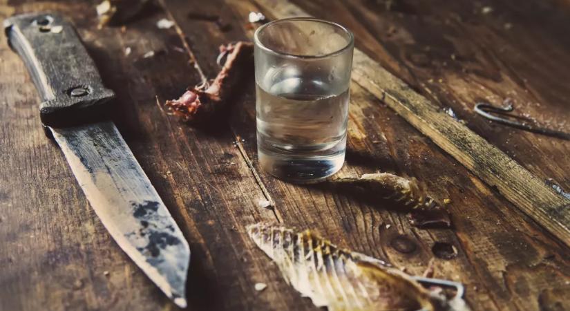 Felhívta a 69 éves férfi magához a nőt szexelni Zircen: ami ezután történt, horror