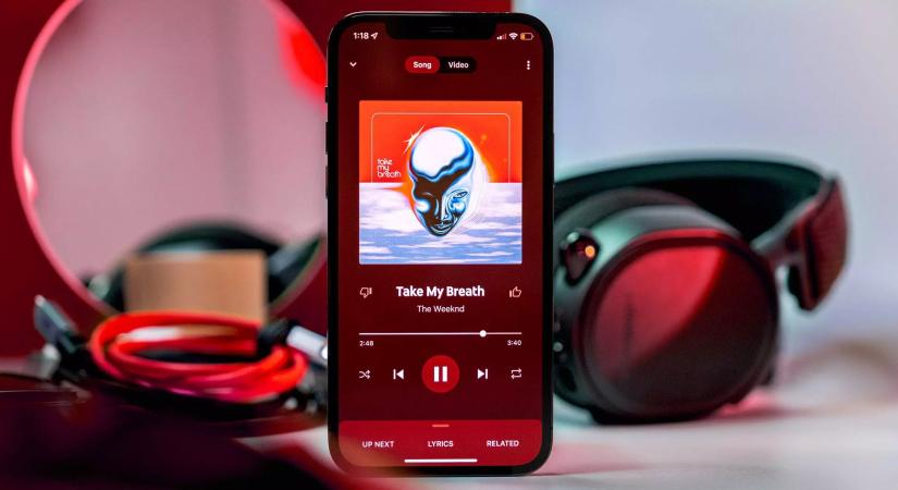 A YouTube fizetős extrává teszi a dalszövegeket