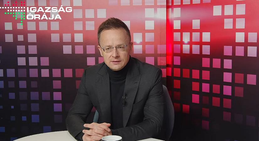 Szijjártó Péter büntetőfeljelentést tesz Magyar Péterrel szemben rágalmazás miatt