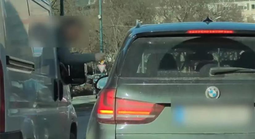 Meg akarták nevelni a BMW-st Zuglóban, még nagyobb tahósággal válaszolt - videó
