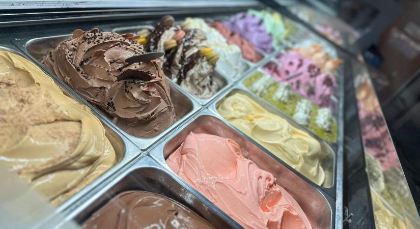 Pár nap és újranyit Eger legendás fagyizója, ám ezúttal cukrászda lesz