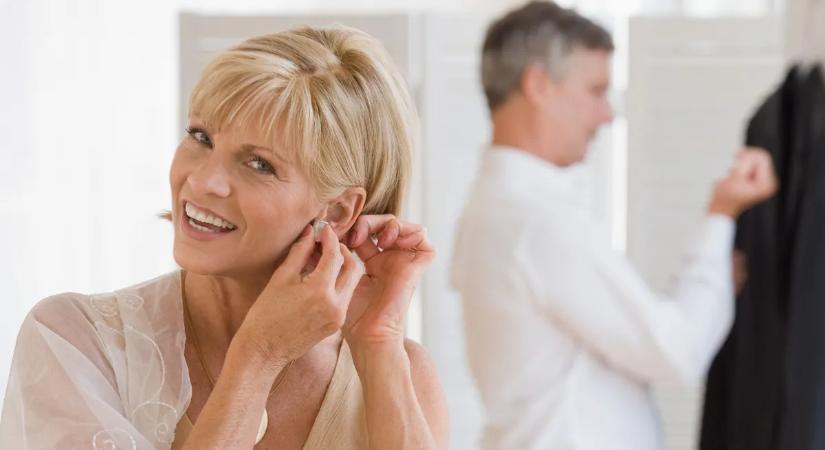 Kifinomult, megfizethető és minden korosztálynak jól áll: ezt az ékszertrendet választják idén a stílusos nők