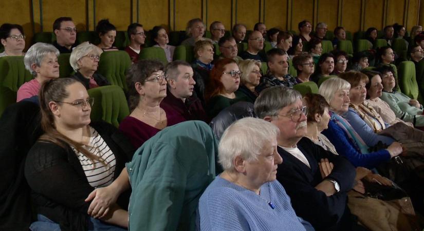 Elkezdődött a 10. Magyar Filmszüret Debrecenben: Tenki Réka üzent a közönségnek