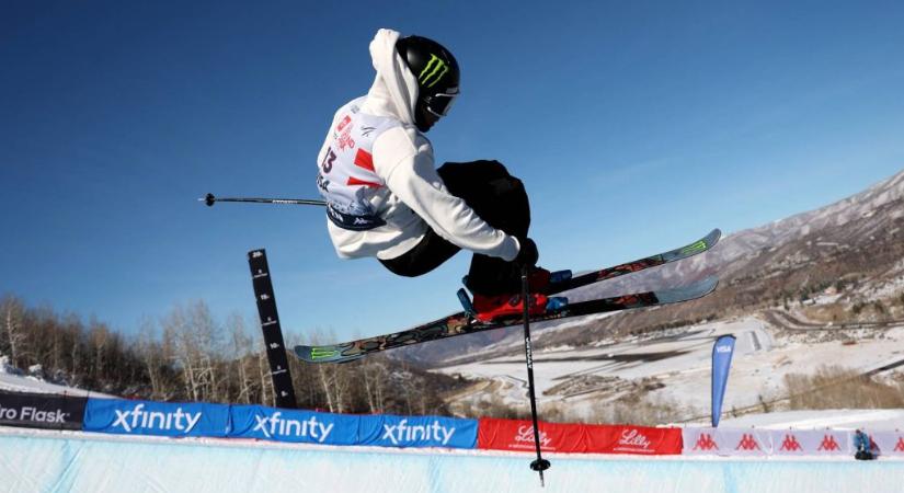 „Bárcsak kitörnéd a nyakadat!” – kritizálta az ICE fellépését, halálos fenyegetéseket kapott a freestyle síelő