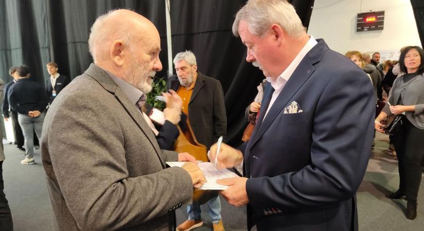 Agrárpetíció: ellehetetlenítené a gazdákat, ha 20 százalékkal csökkenne az uniós agrártámogatás