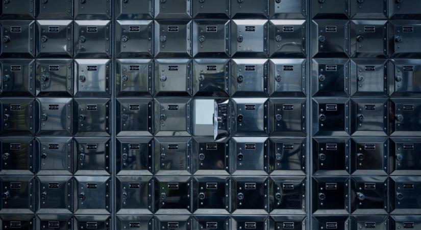 Megszólalt a pilisvörösvári bankrabló: csak pár százezer kellett volna a tartozásaira, kifigyelte a fiók dolgozóit