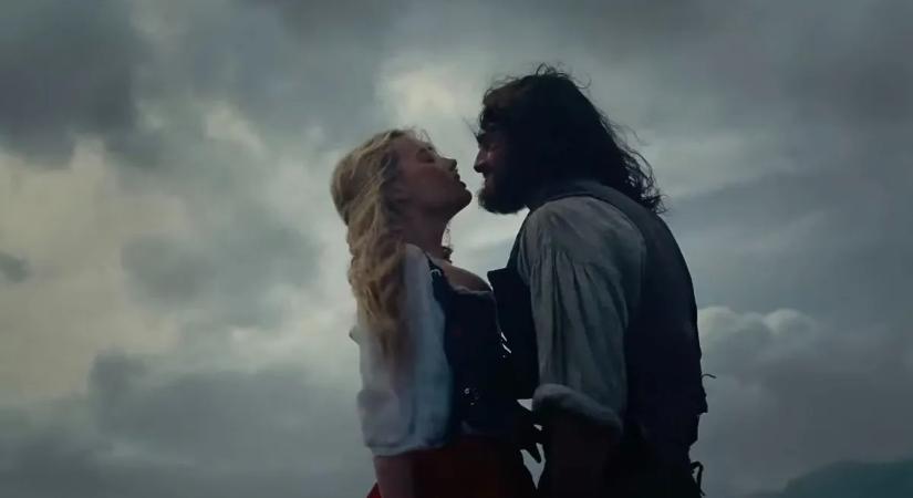 Mindenki várja az Üvöltő szeleket, de mit tudunk Margot Robbie erotikus filmjéről? Mutatjuk!