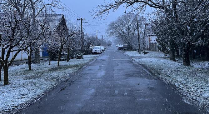 Látványhavazást okozott a beszivárgó hideg délkeleten