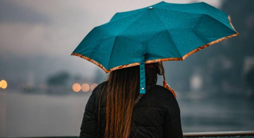 Citromsárga riasztást adtak ki: ezekben a vármegyékben ónos eső közeleg